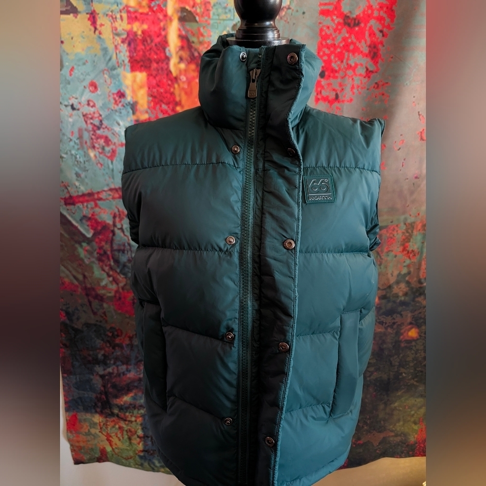 NWT Green 66 Degrees North Dyngja Down Vest (XS) - Picture 3 of 7